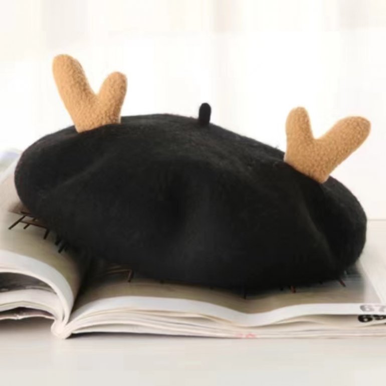 Creative Berets For Christmas